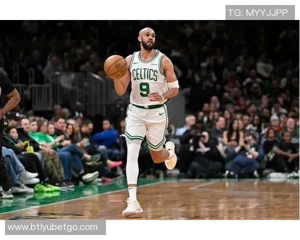 绿军副总裁强调A西蒙斯需展现顶级进攻能力与卓越传球视野 绿军副总裁强调A西蒙斯需展现顶级进攻能力与卓越传球视野