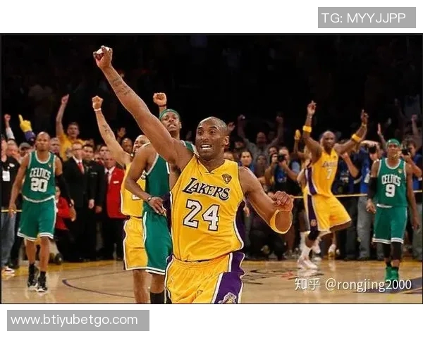 科比与里夫斯前五年得分对比新秀年均7分第五季飙升至285分