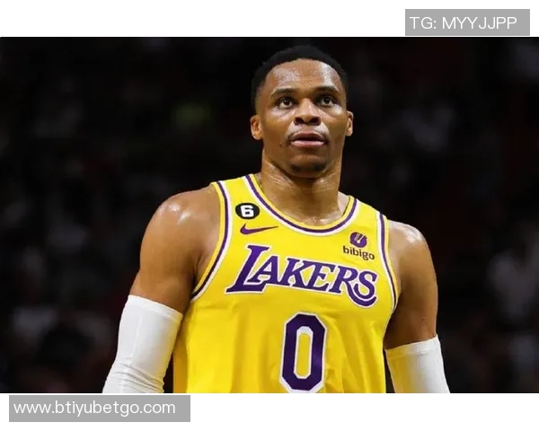 威少谈篮球生涯：我在球场的岁月超越年轻球员需传授经验与智慧